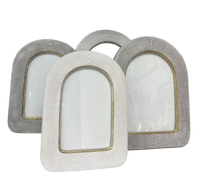 Cream Resin Arch Shagreen Frame 5x7