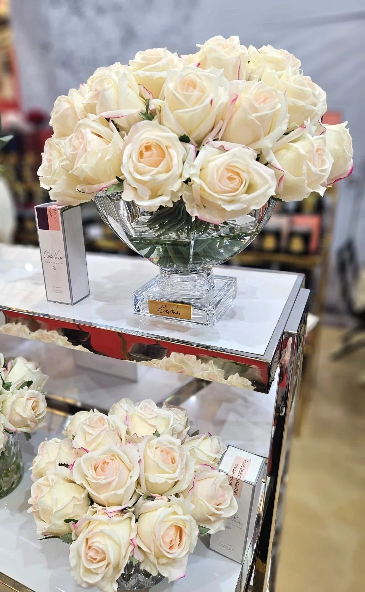 Cote Noire-Luxury Centrepiece - 37 Rose Buds in Blush & Gold badge