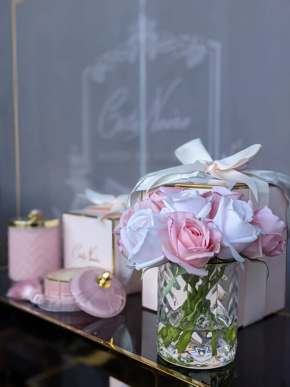 Cote Noire - Herringbone Flower - Mixed Rose Buds - Clear