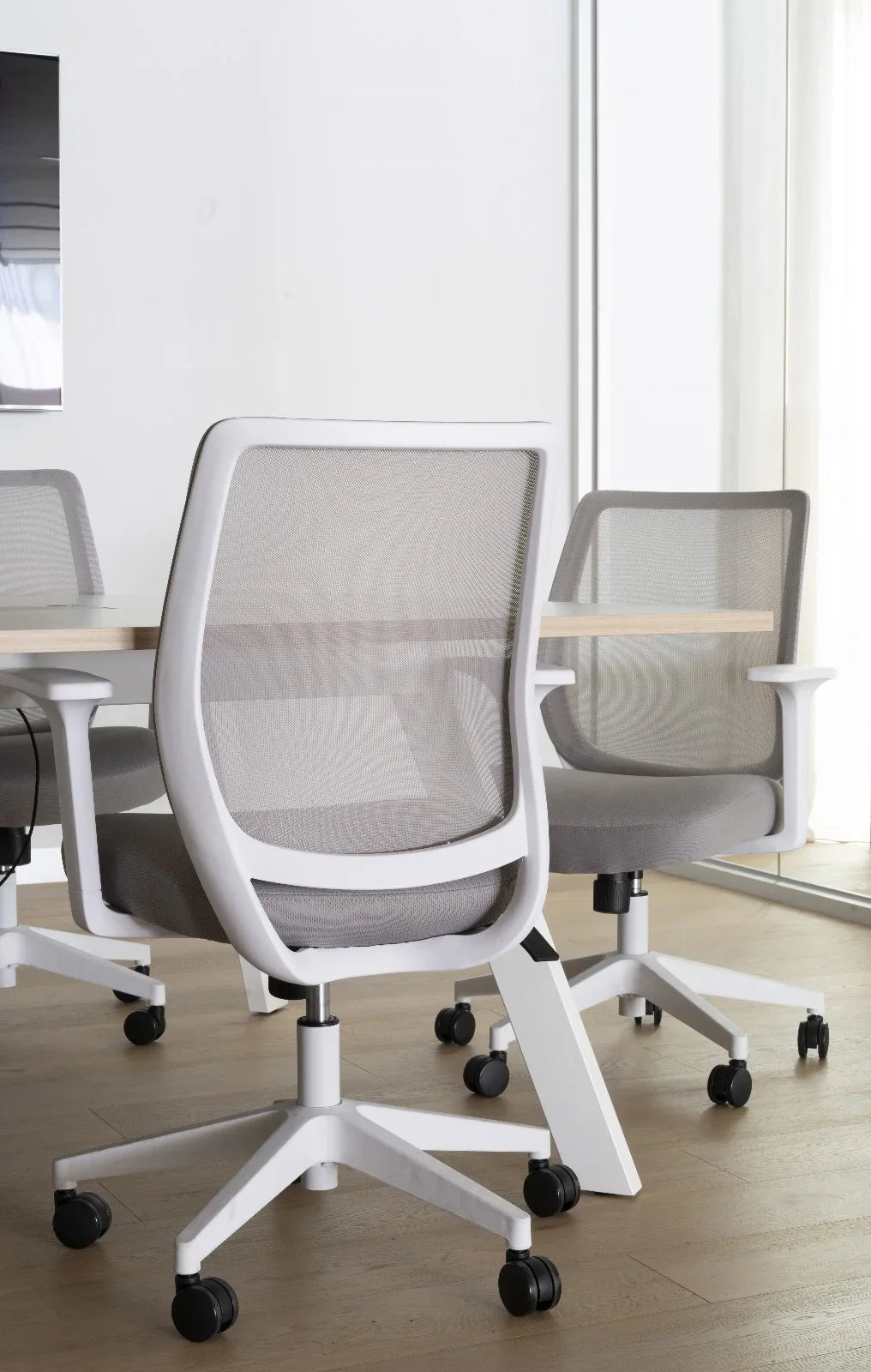 Artiss Office Mesh Chair Grey & white (Melbourne Only)