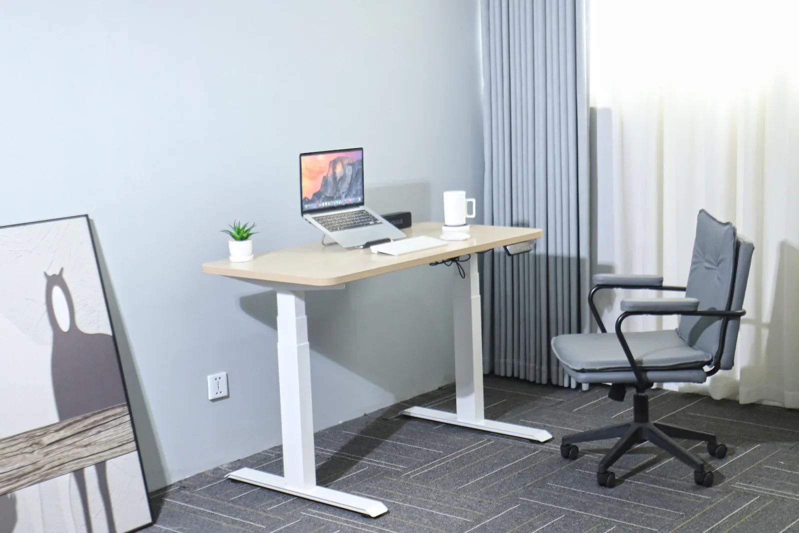 Aturo Commercial 3 Height Adjustable Desk White