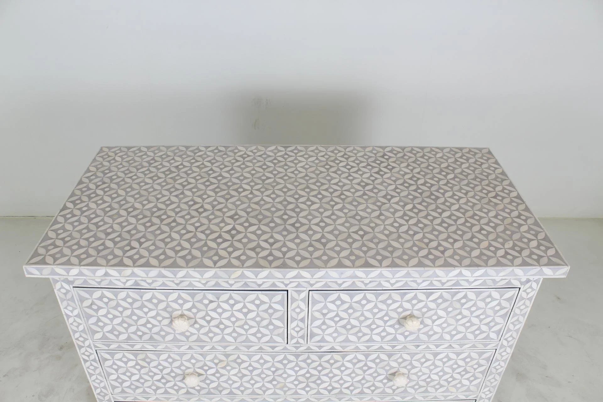 Santiago 4Dr Geo Chest - Grey - Furniture Castle