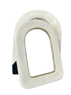 Cream Resin Arch Shagreen Frame 5x7