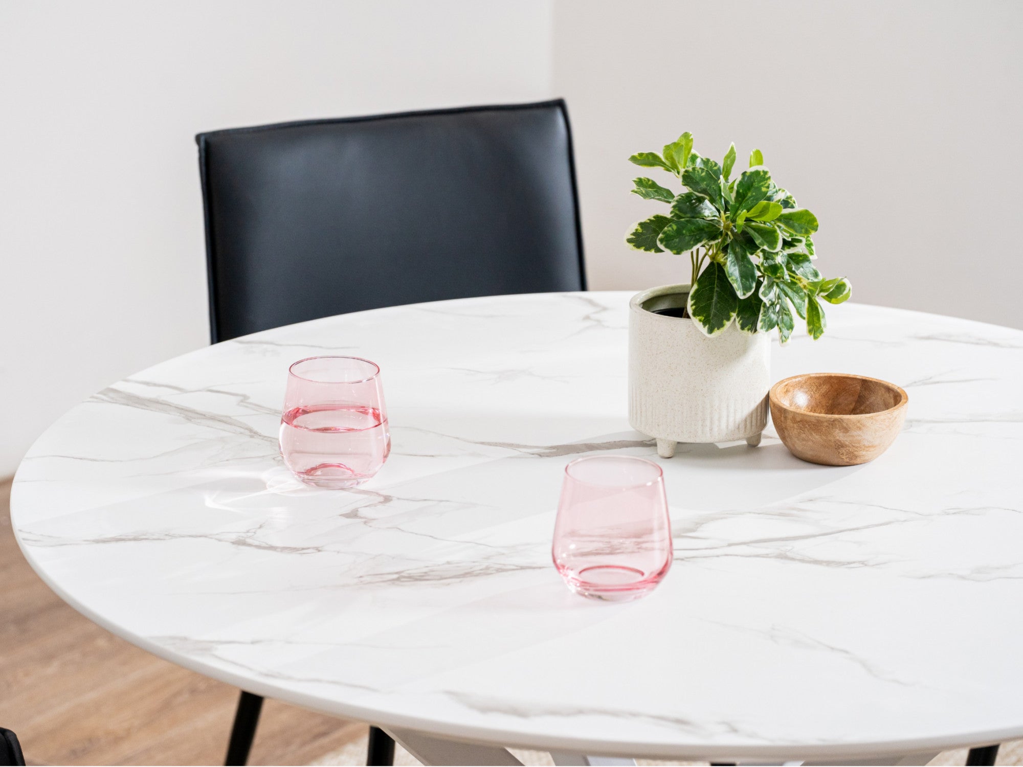 Villa Round Dining Table – White Marble Effect | White Frame