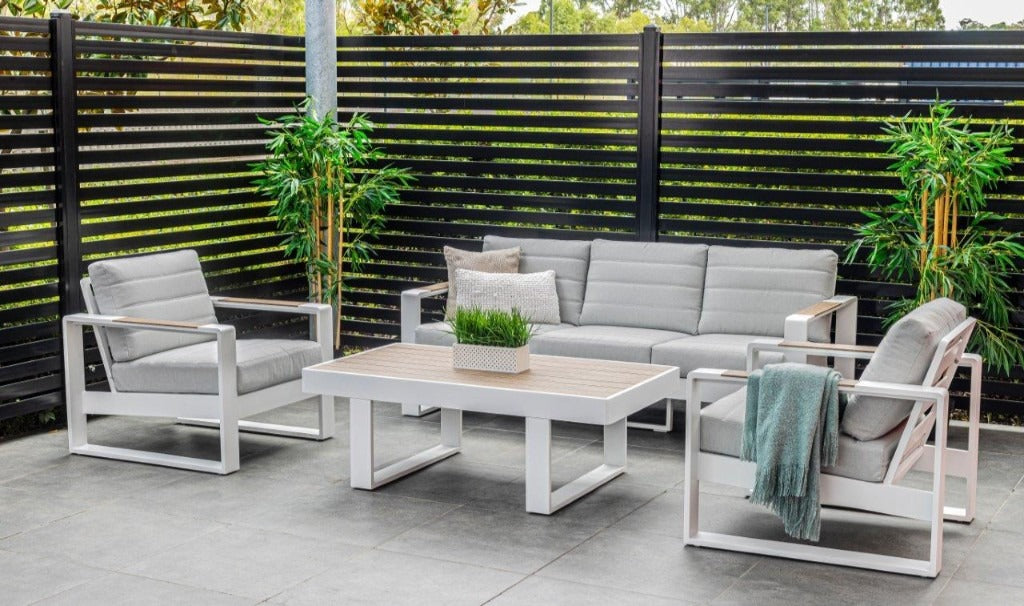 Maderia Outdoor 4pc Lounge Set-White