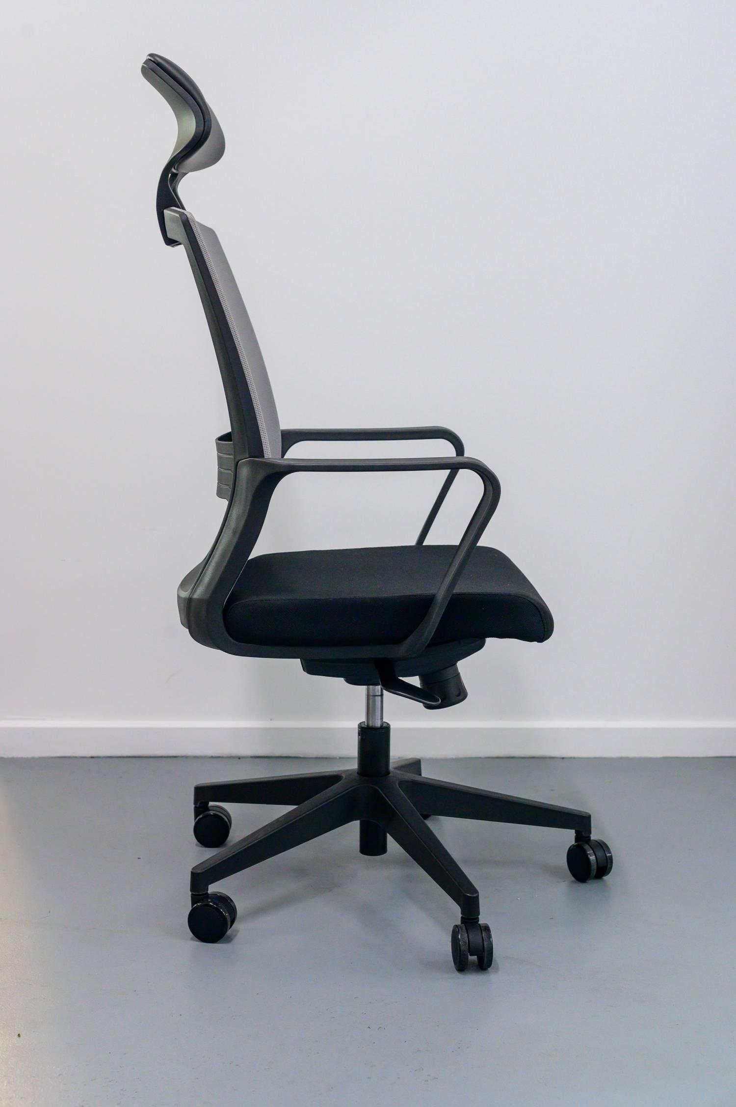 Argo Executive Office Chair with Headrest - Black - Furniture Castle