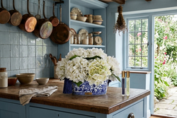 NEW - Cote Noire - Chinoiserie Hydrangea - Ivory - CH01