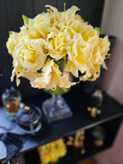 Cote Noire Versailles Lilies & Roses Bouquet - Gold & Ivory White - VLR08