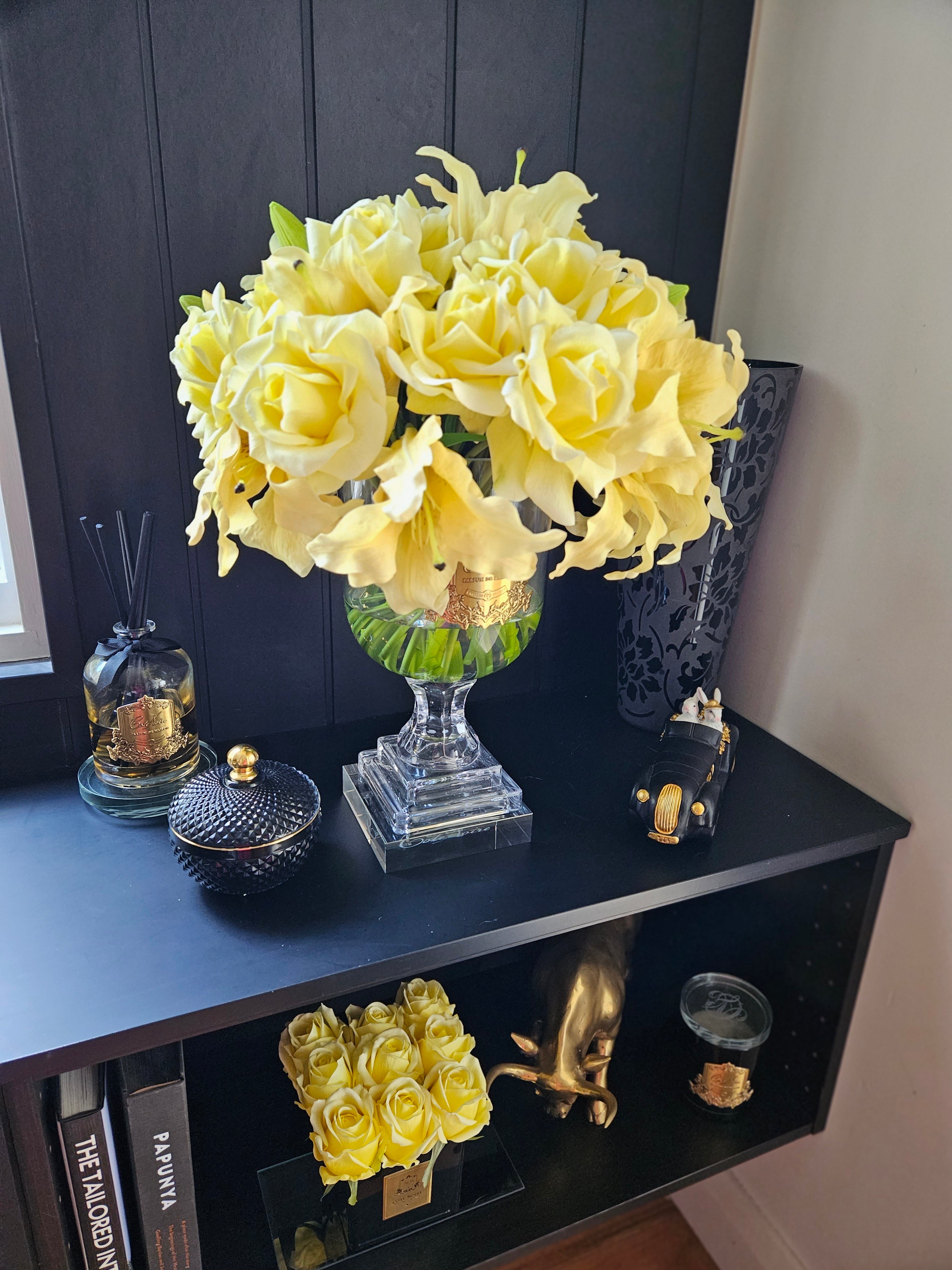 Cote Noire Versailles Lilies & Roses Bouquet - Gold & Ivory White - VLR08